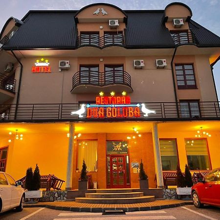 Hotel Dva Goluba Пале Екстер'єр фото