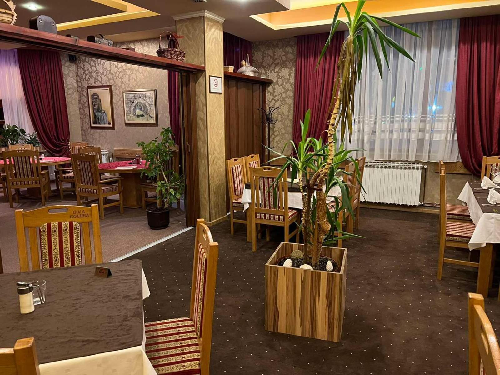 Hotel Dva Goluba Пале Екстер'єр фото